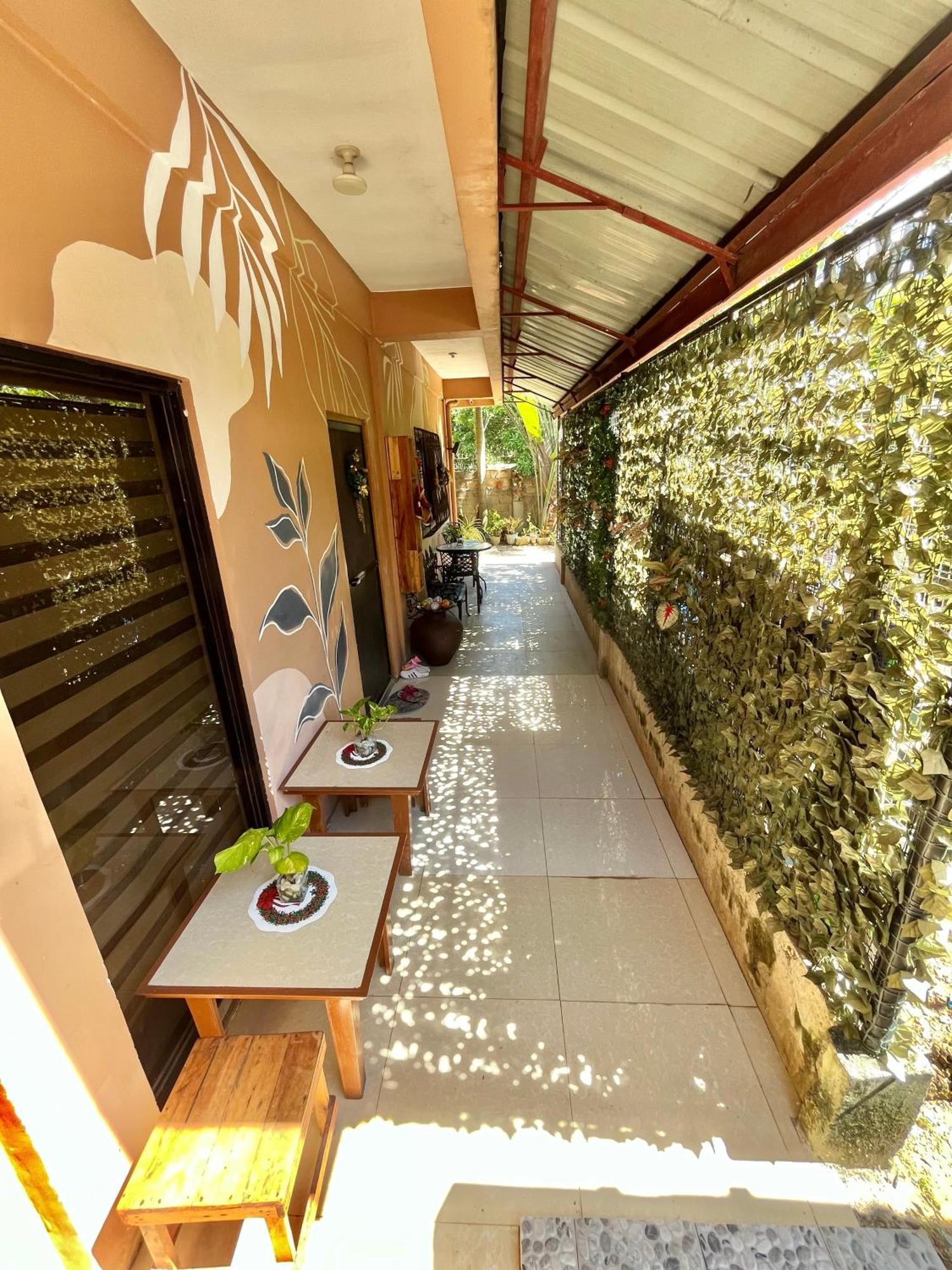 Mkb Pension Coron Exterior photo